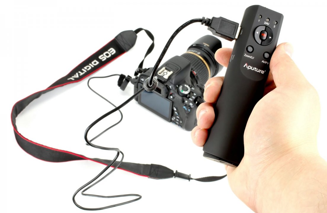 Canon EOS 650D mit Aputure VG-1 USB Fernbedienung