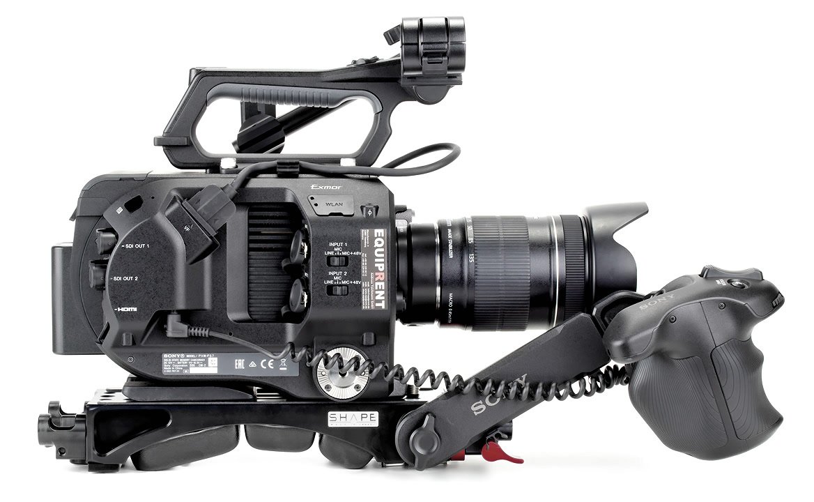 Sony FS7 mit ROKO BP-U110 Akku von der Seite