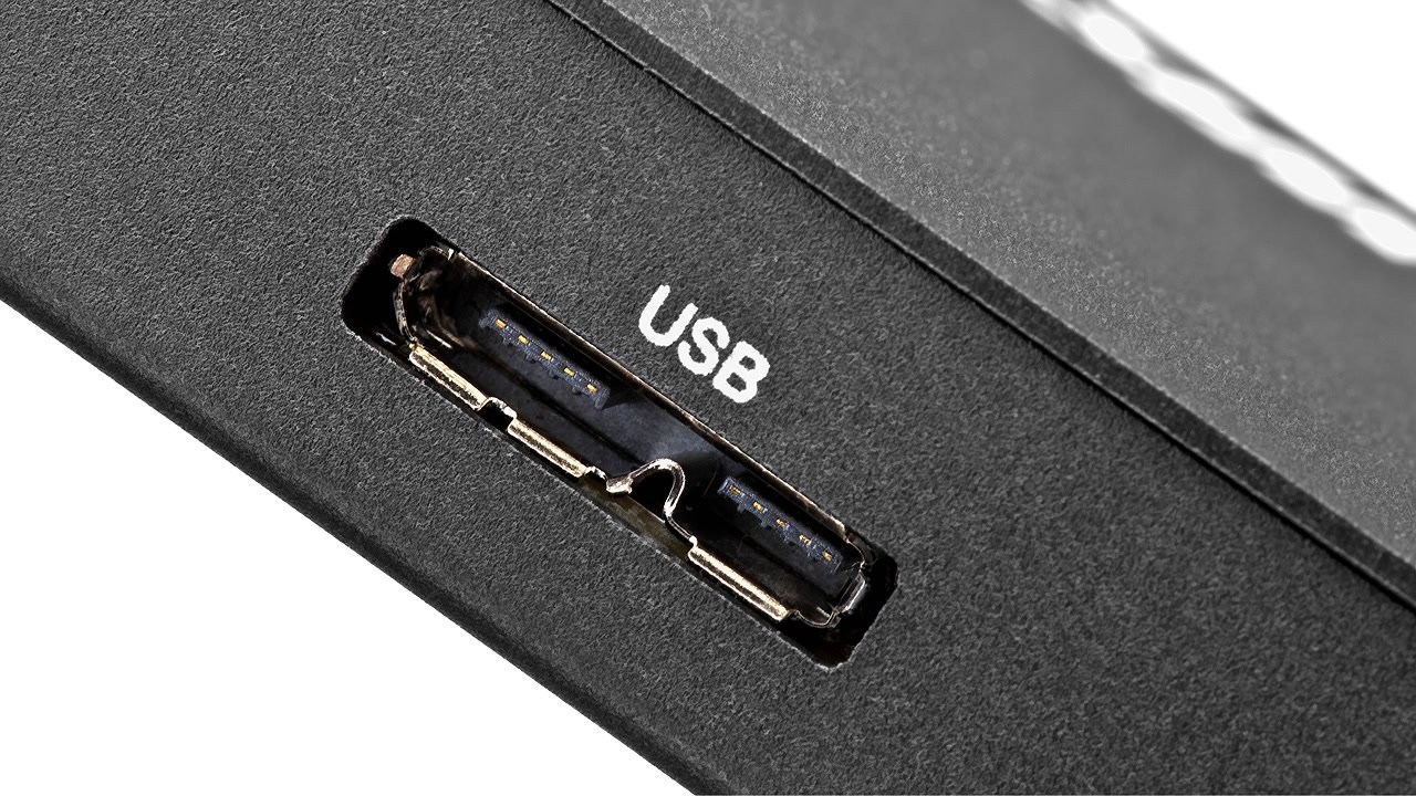 USB 3.0 Buchse am Card Reader